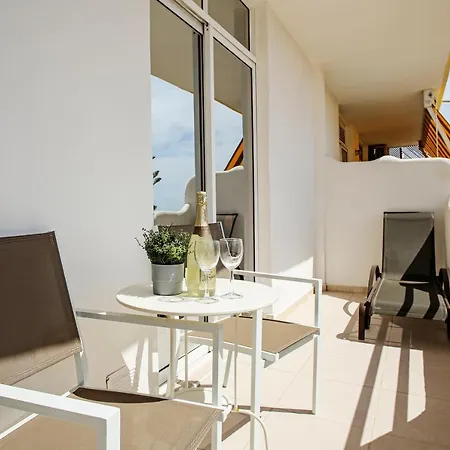Apartment Cozy 1 Bedroom Flat With Pool In Playa Paraiso, Marina Palace 425